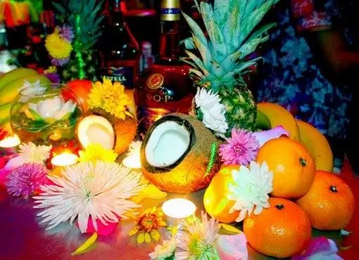 DIY Hawaiian Party-ді қалай лақтыру керек