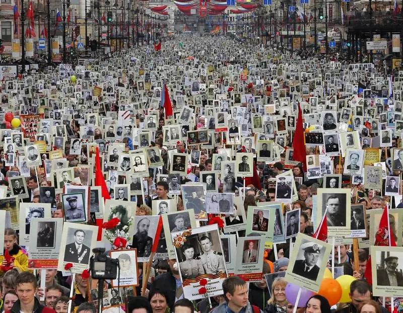 9 Mayıs 2016'da nasıl dinleniyoruz?