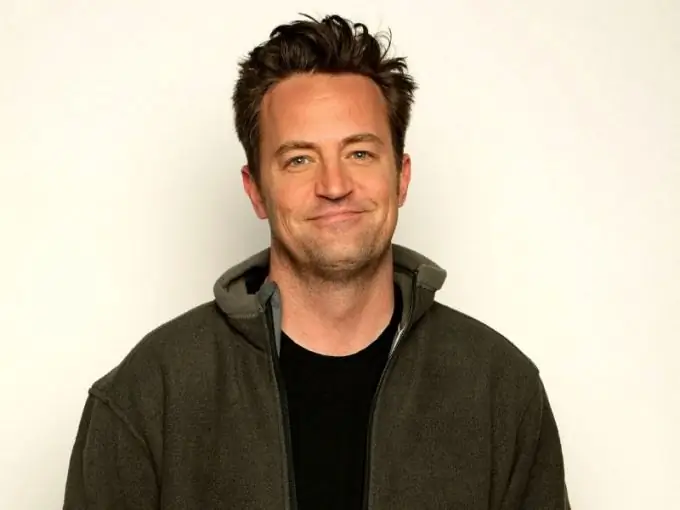 Ano ang mga pelikula na pinagbibidahan ni Matthew Perry