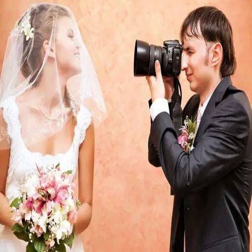 How to choose a wedding photographer